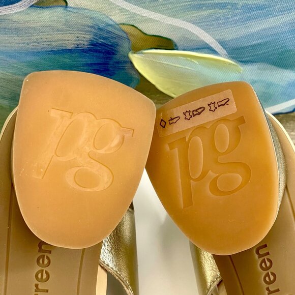 Paul Green Patent Tanya Slingback Sandal in Gold Patent Size 4.5 / US 7 - Picture 11 of 14